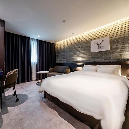 Urban Brown Hotel Chungju City Hall Exterior foto